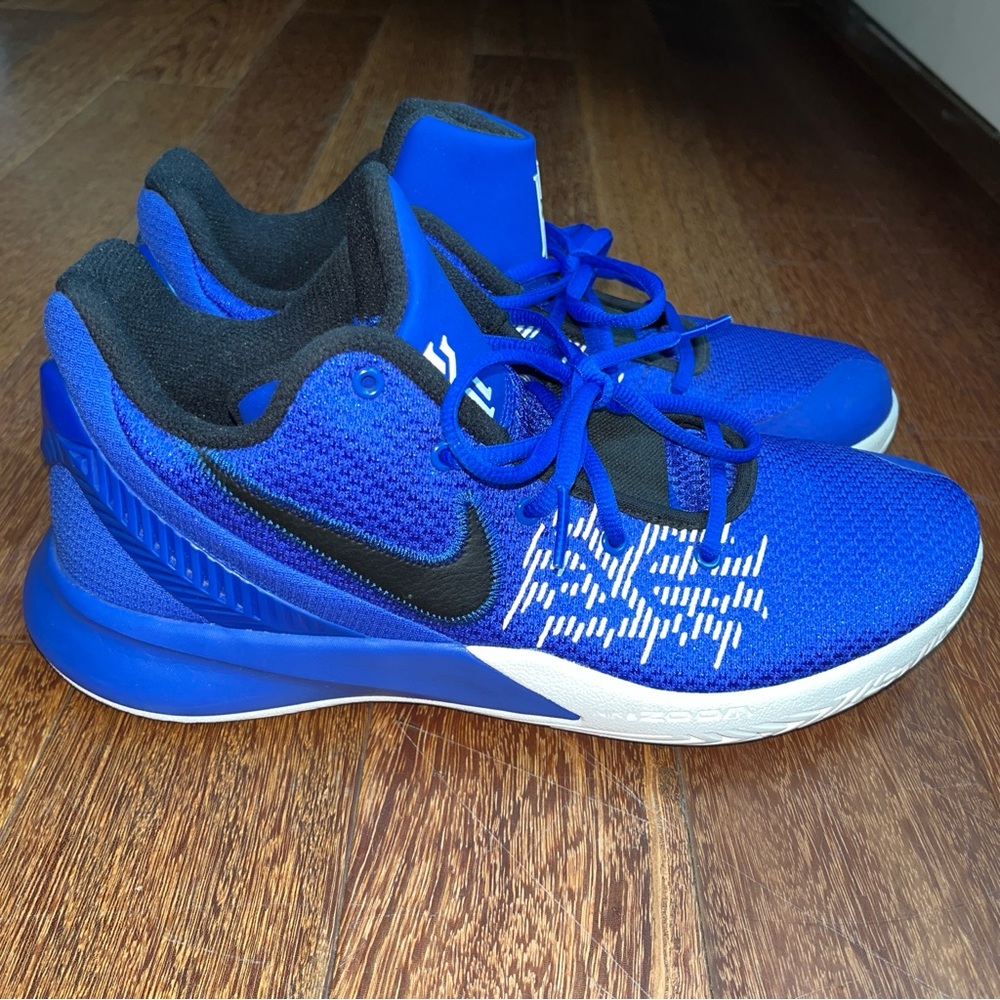 Men NIKE KYRIE FLYTRAP 2 DUKE SNEAKERS A04436-402 szUS 10 Royal Blue/Black/White